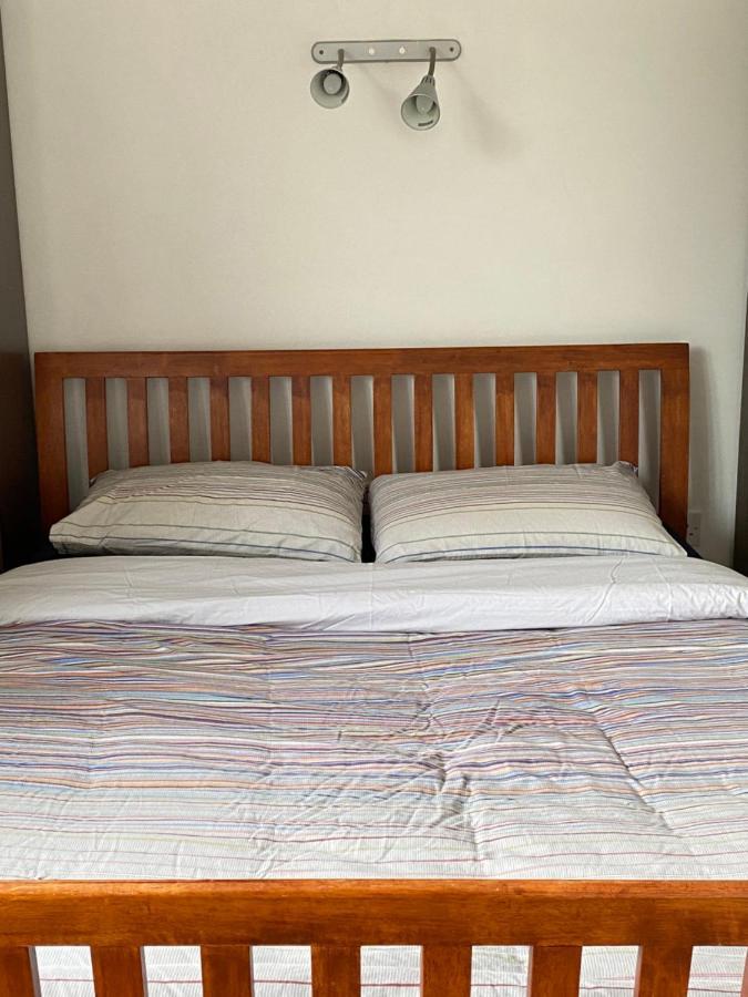 En-Suite Double Room. Dublin Airport, Fairyhouse, Tayto Park, Ashbourne Close By. Exteriör bild
